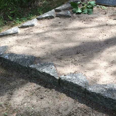 Vana Paekivi hauapiirde eemaldamine